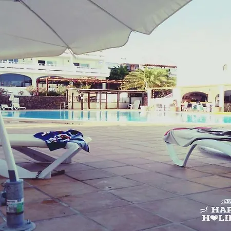Sleeps 2 Pool Wifi * Costa Teguise