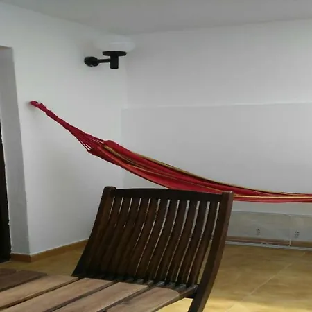 Sleeps 2 Pool Wifi Appartement