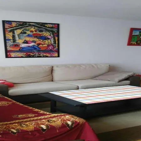 Appartement Sleeps 2 Pool Wifi *