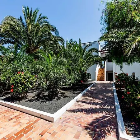 Sleeps 2 Pool Wifi Costa Teguise
